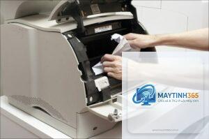 máy in không kéo giấy cách sửa