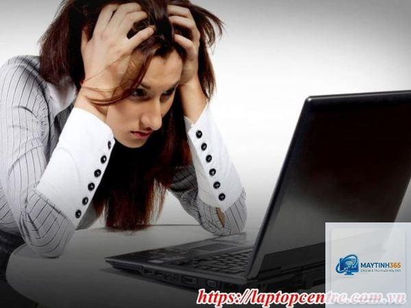 máy tính bị giật lag khi xem video