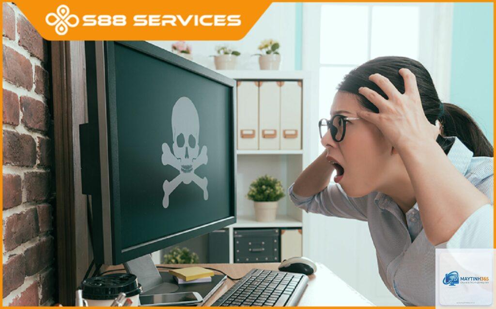 máy tính chơi game bị treo