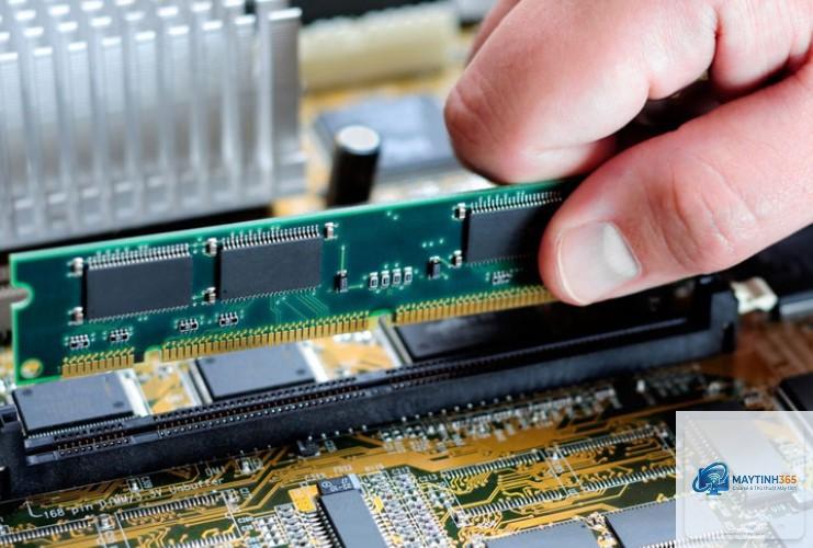 máy tính phát tiếng kêu lạ - Hình 4