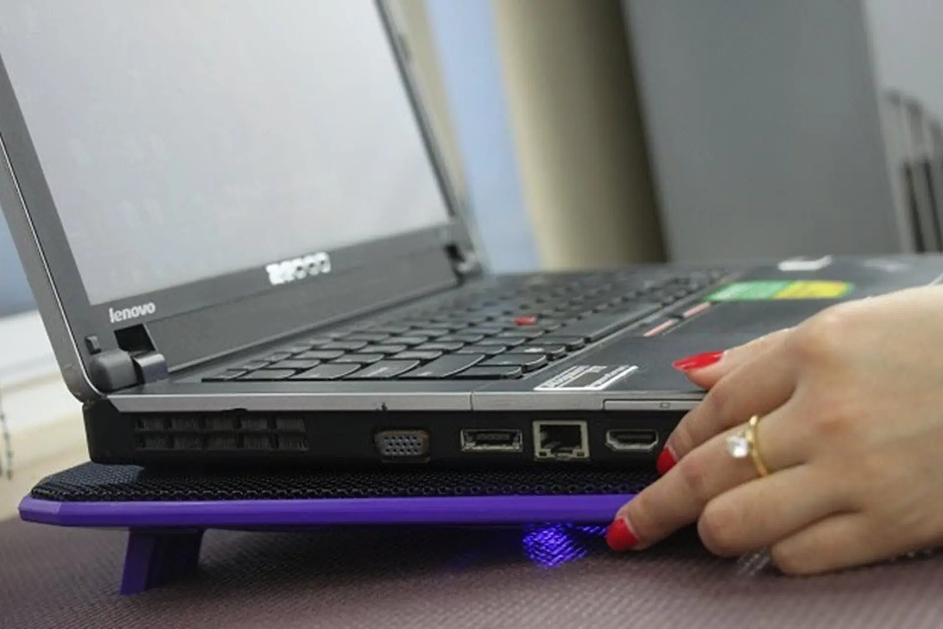 mẹo giảm nhiệt laptop - Hình 3