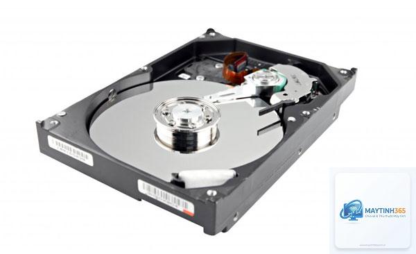 ổ cứng scsi là gì