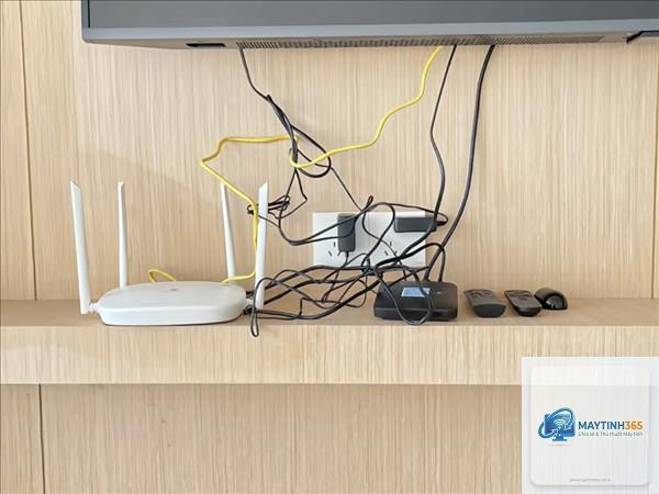 wifi bị yếu trong phòng kín - Hình 1